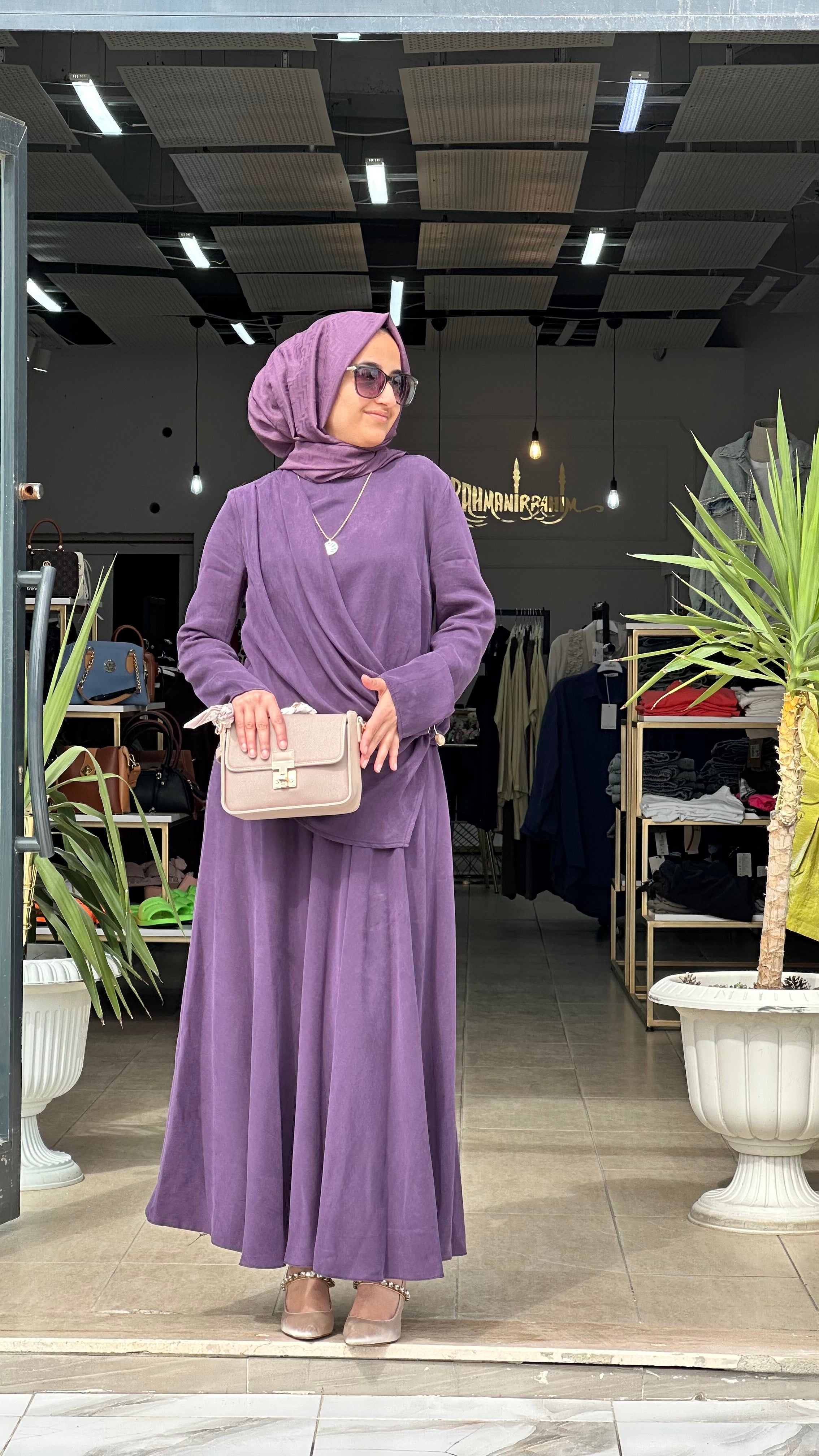 BROŞ DETAYLI ETEK TAKIM