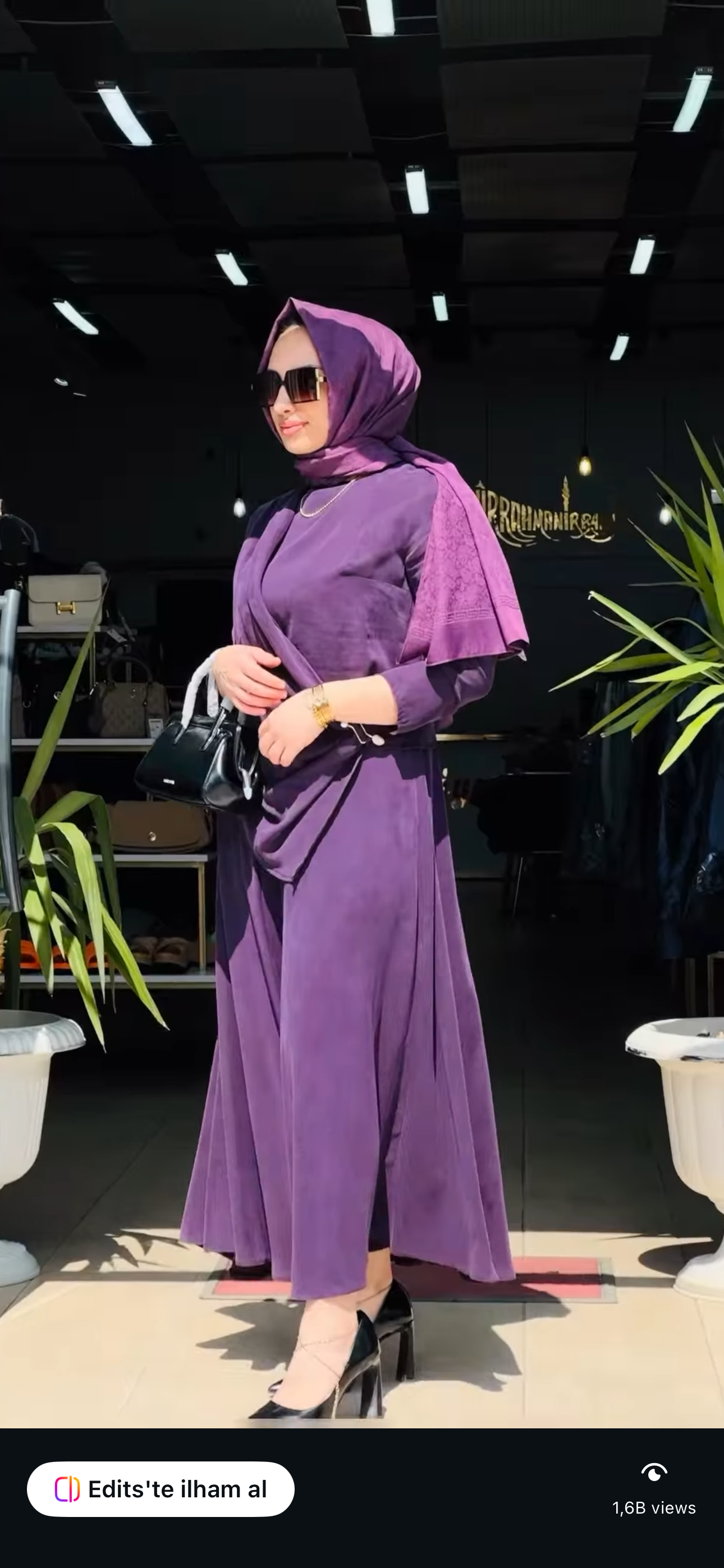 BROŞ DETAYLI ETEK TAKIM