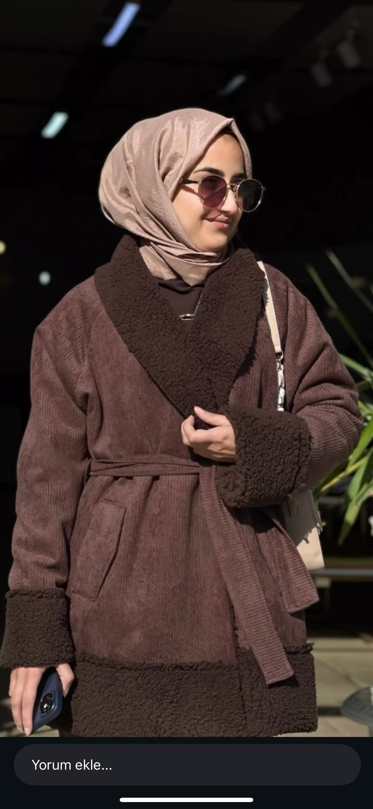 KOLLARI DETAYLI CEKET