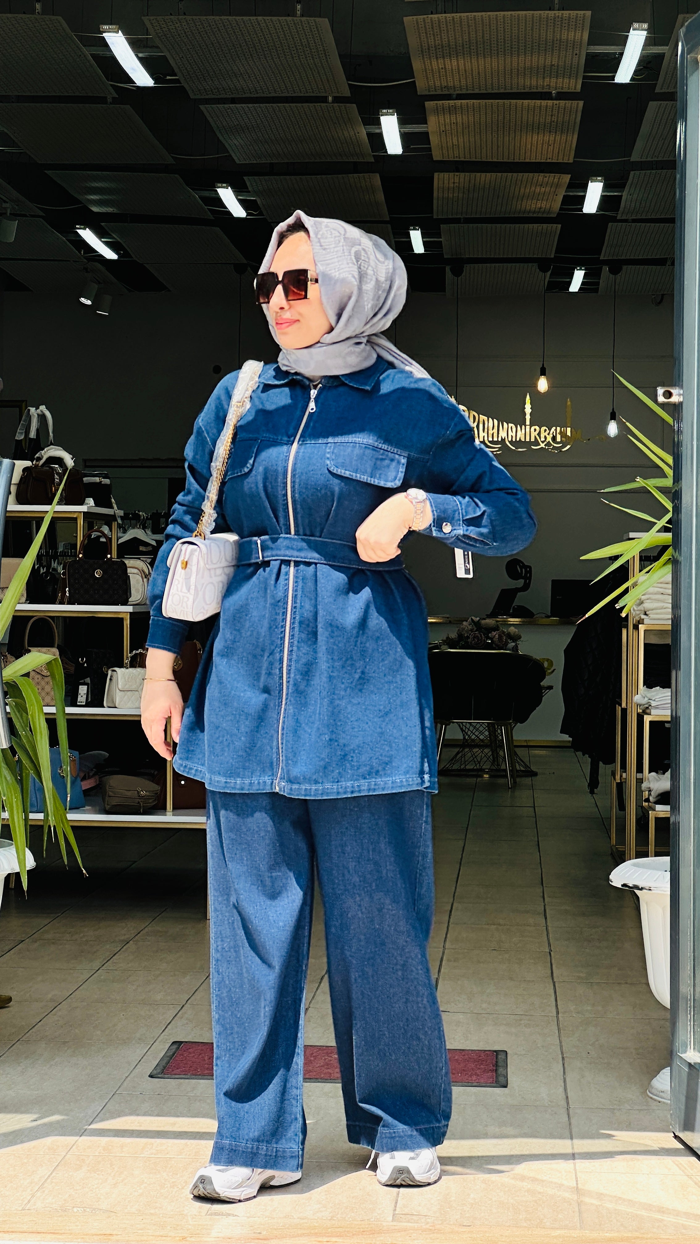 KEMERLİ KOT TAKIM