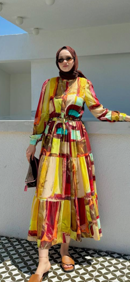 BELİ KUŞAKLI ELBİSE