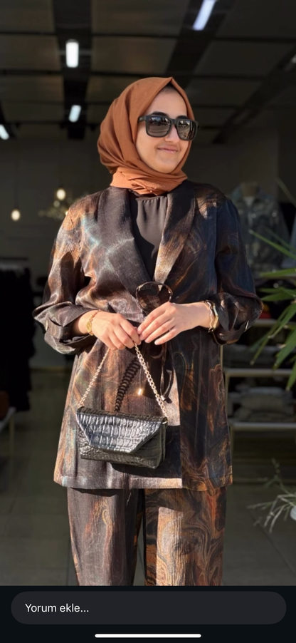 ÖZEL GÜNLERDE KULLANABİLECEĞİNİZ ŞIK TAKIM